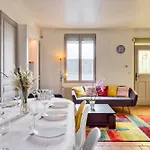 Agapanthes Jolie Maison De A Avec Exterieur Terrasse רואן