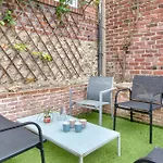 Agapanthes Jolie Maison De A Avec Exterieur Terrasse רואן