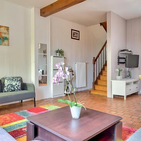 Дом отдыха Agapanthes Jolie Maison De A Avec Exterieur Terrasse Руан