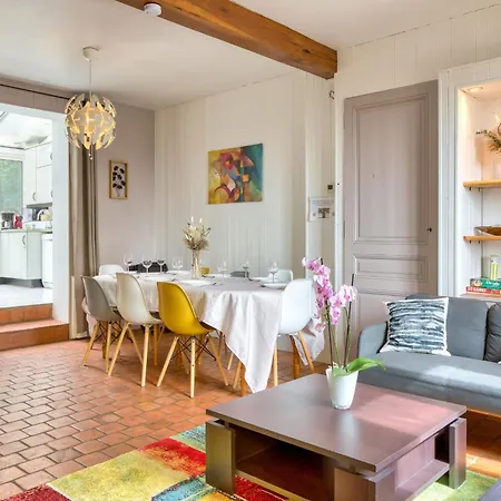 Agapanthes Jolie Maison De A Avec Exterieur Terrasse בית נופש *